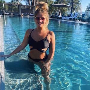 Meet your Posher, Meghan